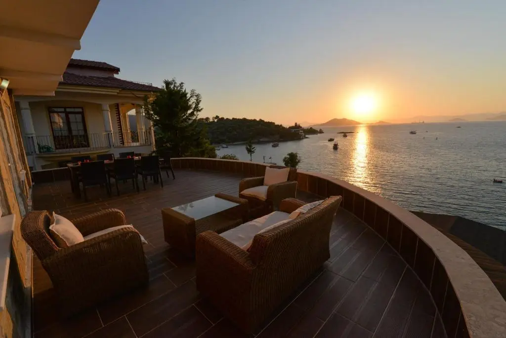 Real estate on Sovalye Island